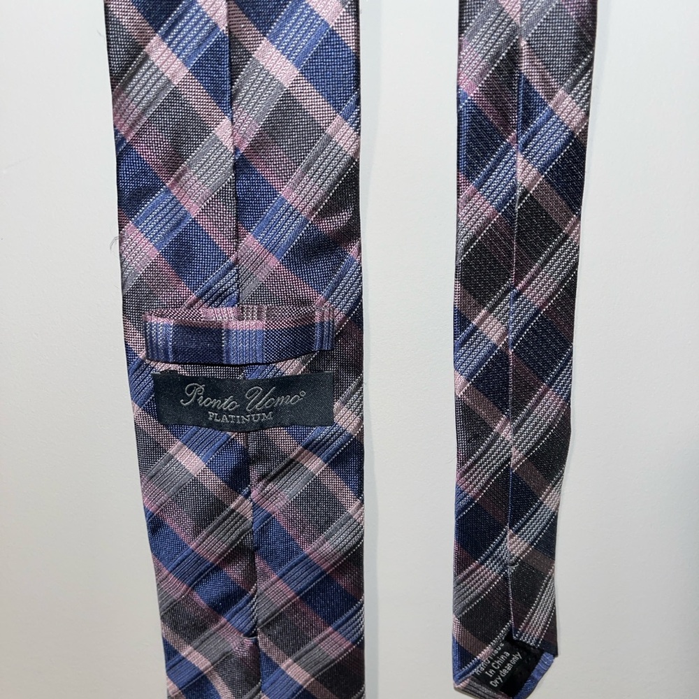 Pronto uomo Platinum Blue and Pink Plaid Tie